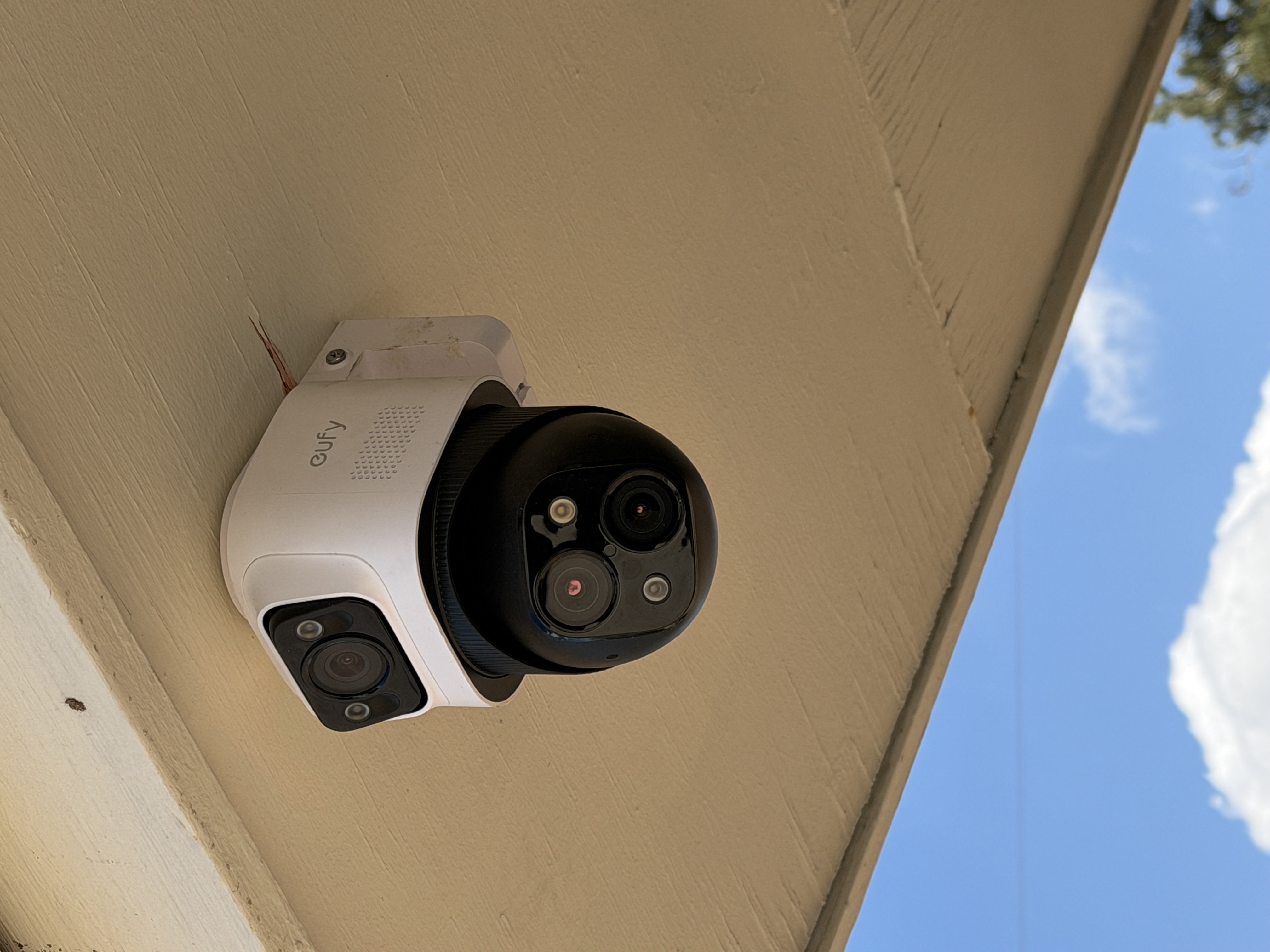 Eufy Triple Lens Camera